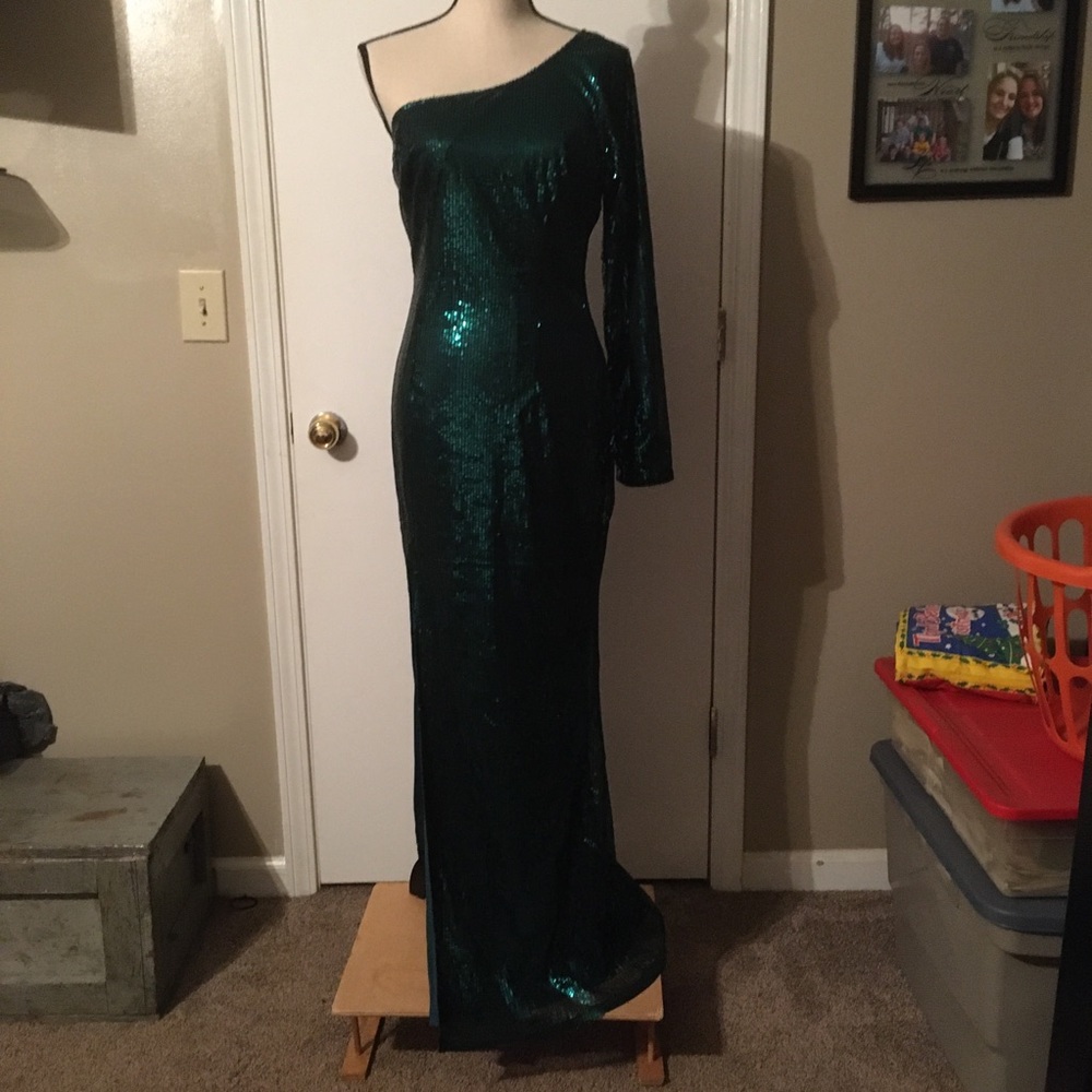 🎈FLASH SALE 🎈One Shoulder Front Slit Gown - Picture 5 of 8